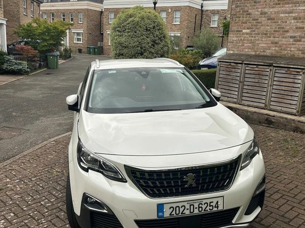 Peugeot 3008 MPV, Petrol, 2020, White