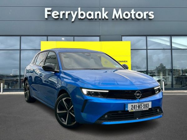 Opel Astra Hatchback, Petrol, 2024, Blue
