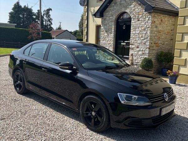Volkswagen Jetta Saloon, Diesel, 2014, Black