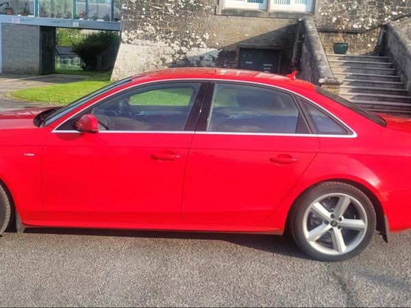 Audi A4 Saloon, Diesel, 2011, Red
