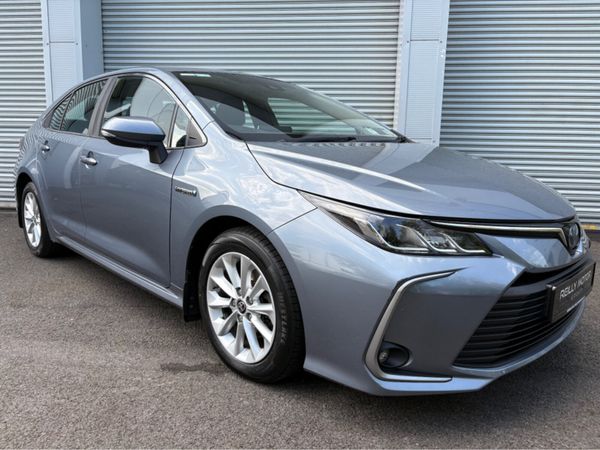 Toyota Corolla Saloon, Petrol Hybrid, 2020, Grey