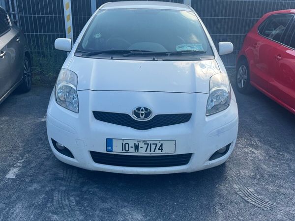Toyota Yaris Hatchback, Diesel, 2010, White