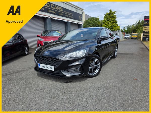Ford Focus Hatchback, Petrol, 2019, Black