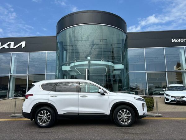 Hyundai Santa Fe Estate, Diesel, 2019, White