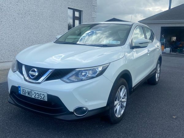 Nissan Qashqai Hatchback, Diesel, 2015, White