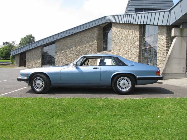 Jaguar Other Coupe, Petrol, 1982, Blue