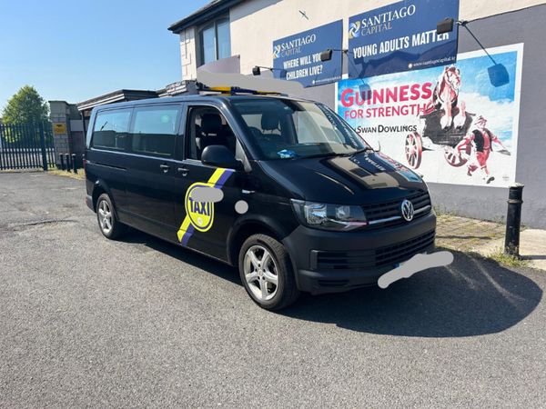 Volkswagen Kombi MPV, Diesel, 2017, Black
