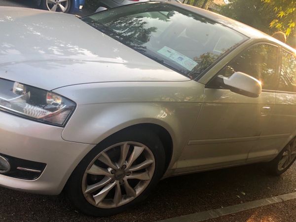 Audi A3 Hatchback, Diesel, 2012, Silver