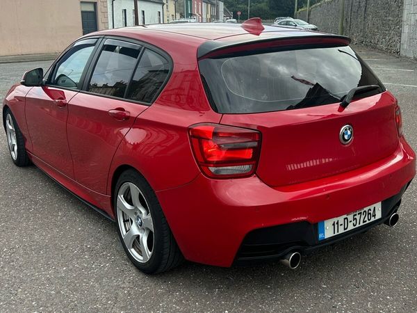 BMW 1-Series Hatchback, Diesel, 2011, Red
