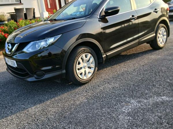 Nissan Qashqai Hatchback, Petrol, 2014, Black