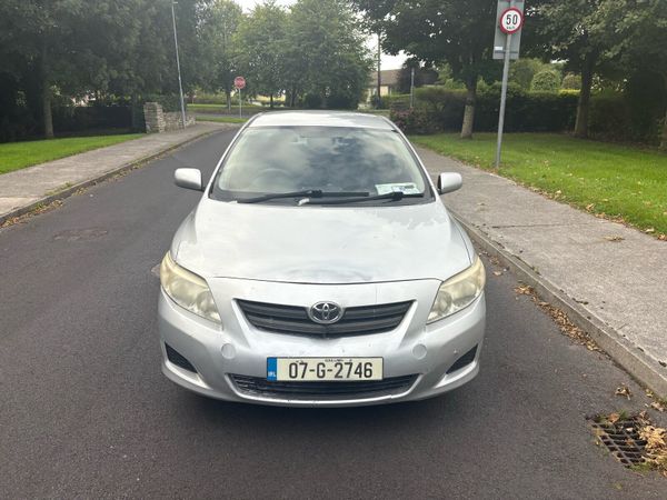 Toyota Corolla Saloon, Petrol, 2007, Silver