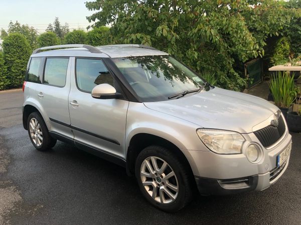 Skoda Yeti SUV, Diesel, 2010, Silver
