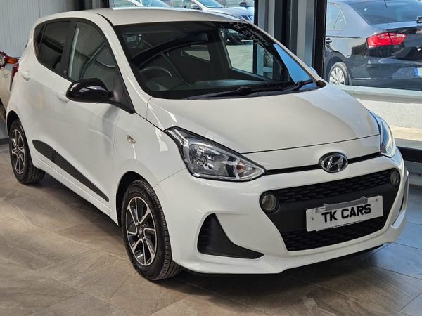 Hyundai i10 Hatchback, Petrol, 2018, White