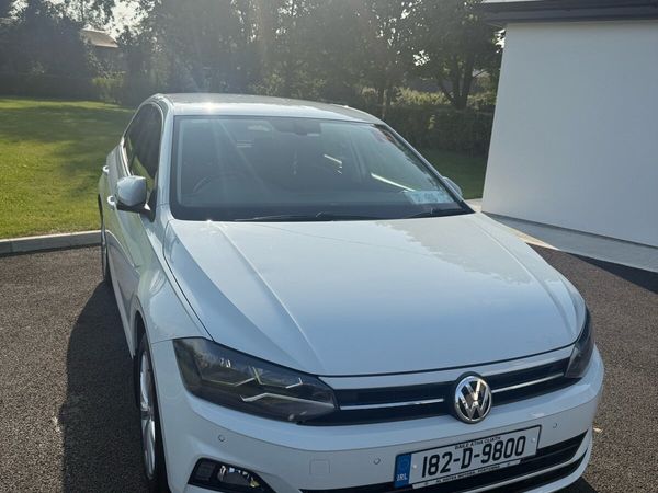 Volkswagen Polo Hatchback, Petrol, 2018, White