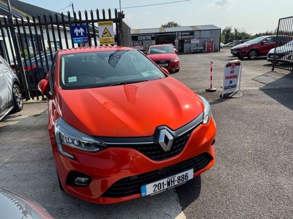 Renault Clio Hatchback, Petrol, 2020, Orange