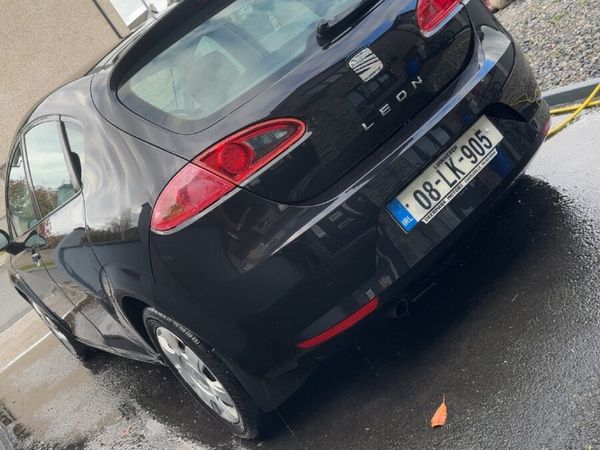 SEAT Leon Hatchback, Petrol, 2008, Black