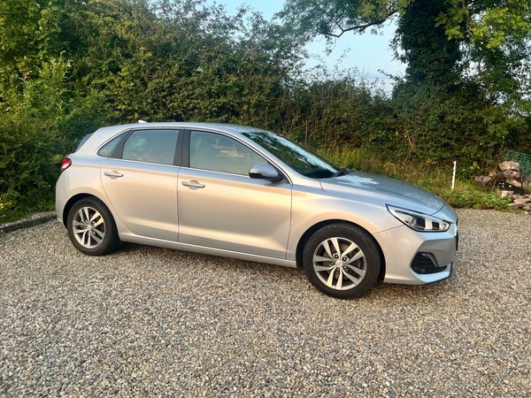 Hyundai i30 Hatchback, Petrol, 2018, Silver