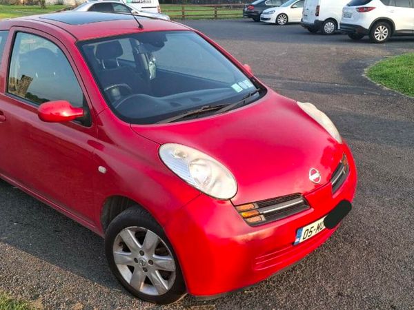 Nissan Micra Hatchback, Petrol, 2005, Red