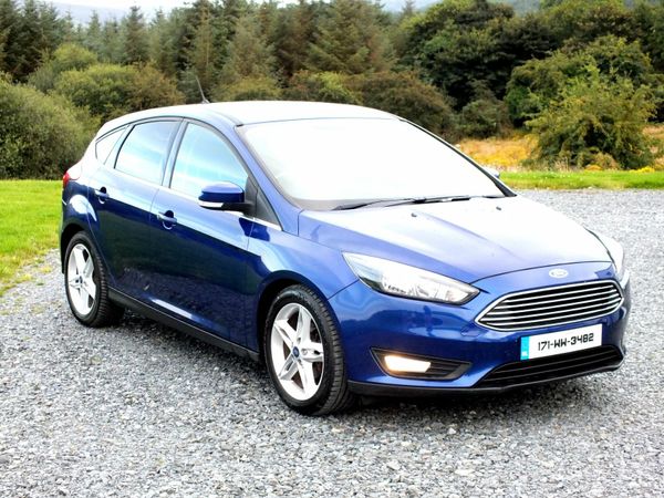 Ford Focus Hatchback, Diesel, 2017, Blue