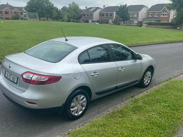 Renault Fluence Saloon, Diesel, 2013, Silver