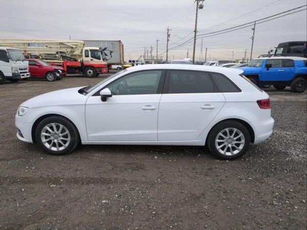 Audi A3 Hatchback, Petrol, 2015, White
