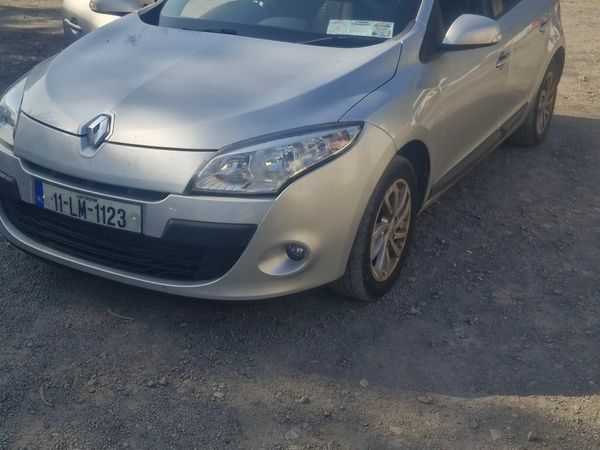 Renault Megane Hatchback, Diesel, 2011, Silver