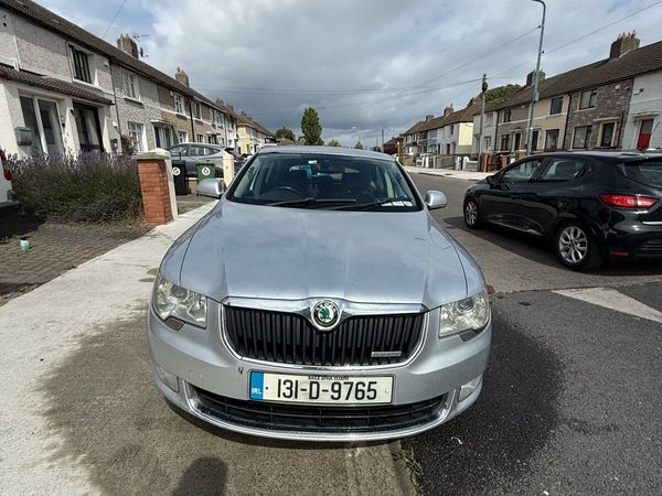 Skoda Superb Saloon, Diesel, 2013, Silver