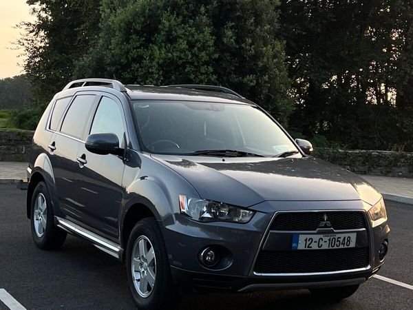 Mitsubishi Outlander SUV, Diesel, 2012, Grey