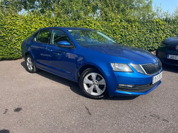 Skoda Octavia Saloon, Diesel, 2019, Blue