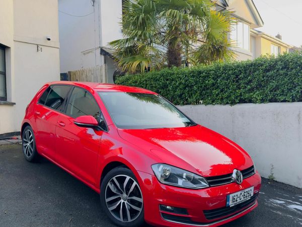 Volkswagen Golf Estate, Petrol, 2016, Red