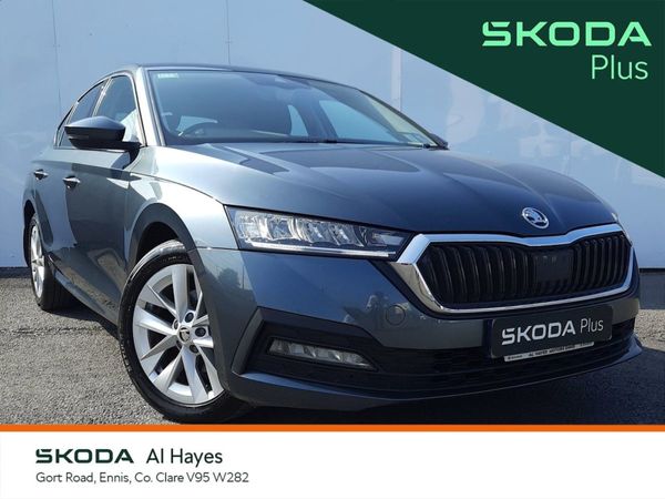 Skoda Octavia Saloon, Diesel, 2021, Grey