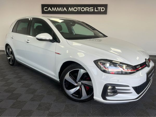Volkswagen Golf Hatchback, Petrol, 2017, White