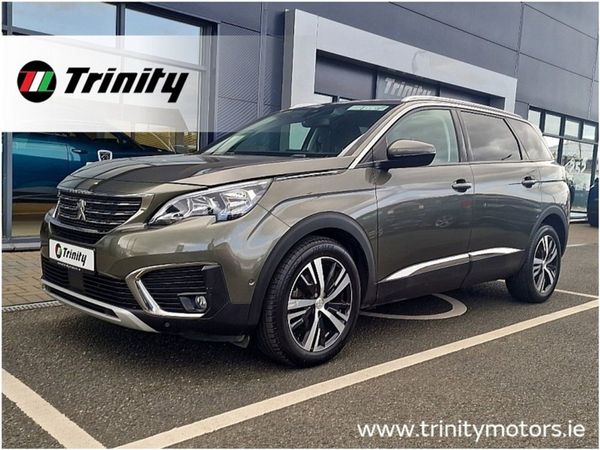 Peugeot 5008 MPV, Diesel, 2020, Grey