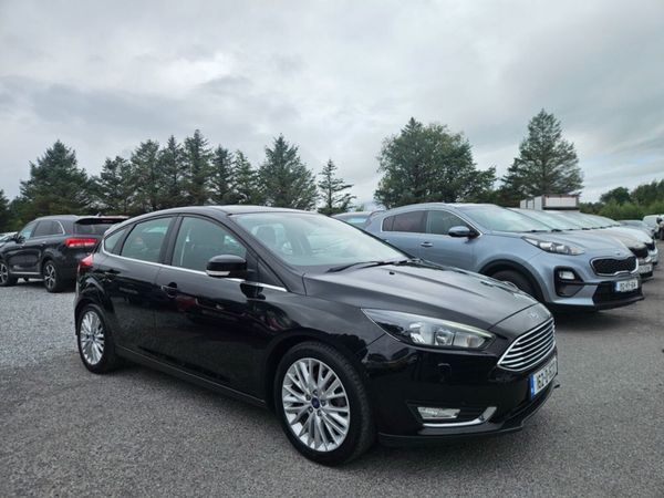 Ford Focus Hatchback, Diesel, 2016, Black