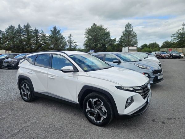 Hyundai Tucson MPV, Petrol Plug-in Hybrid, 2023, White