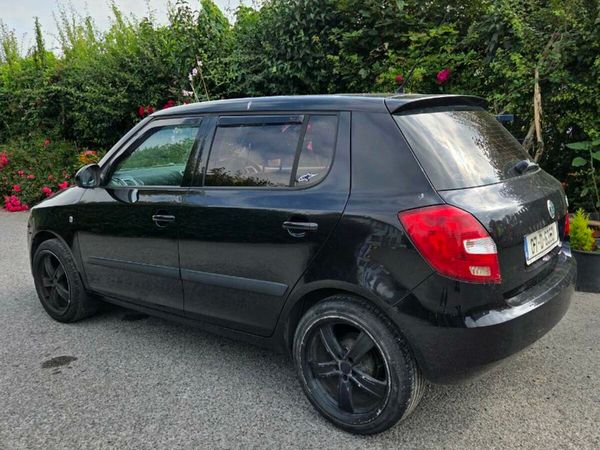 Skoda Fabia Hatchback, Petrol, 2007, Black