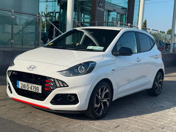 Hyundai i10 Hatchback, Petrol, 2024, White