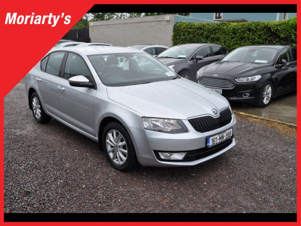 Skoda Octavia Hatchback, Diesel, 2016, Silver