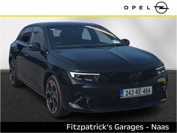Opel Astra Hatchback, Petrol, 2024, Black
