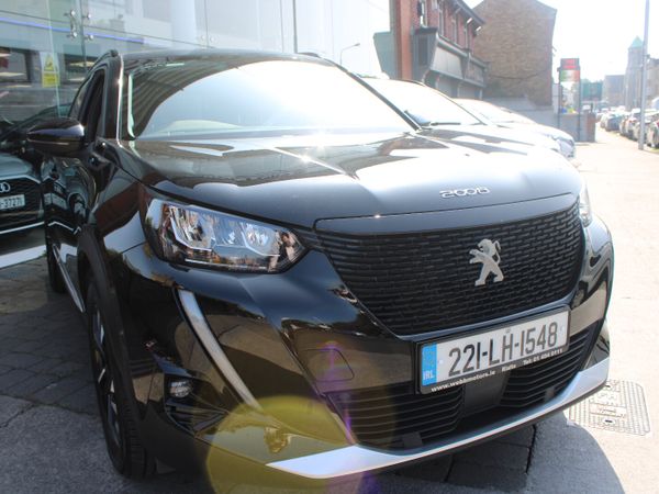 Peugeot 2008 MPV, Electric, 2022, Black