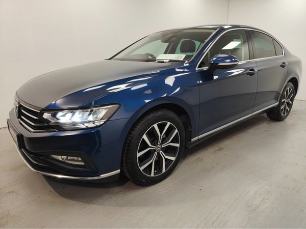 Volkswagen Passat Saloon, Diesel, 2021, Blue