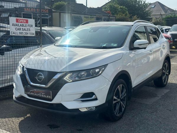 Nissan Qashqai MPV, Petrol, 2018, White