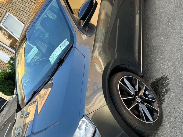 Skoda Rapid Hatchback, Diesel, 2016, Grey