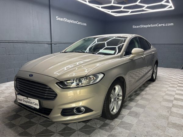 Ford Mondeo Hatchback, Diesel, 2016, Silver
