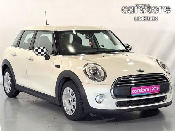 Mini Cooper Hatchback, Petrol, 2016, Cream