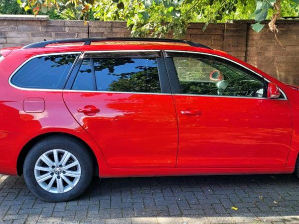 Volkswagen Golf Estate, Petrol, 2012, Red