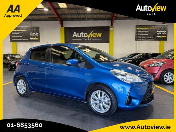 Toyota Vitz Hatchback, Petrol Hybrid, 2017, Blue