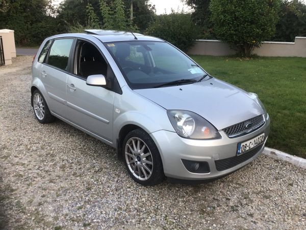 Ford Fiesta Hatchback, Petrol, 2008, Silver