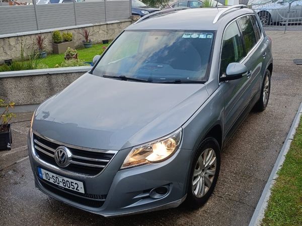 Volkswagen Tiguan SUV, Diesel, 2010, Grey