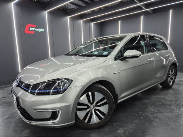 Volkswagen Golf Hatchback, Electric, 2015, Silver